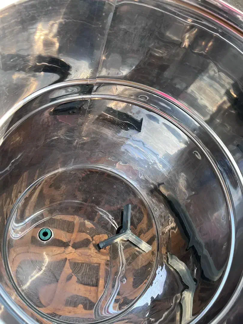 یک عدد دستگاه دوغ زن برقی|سایر لوازم برقی|کوچصفهان, |دیوار