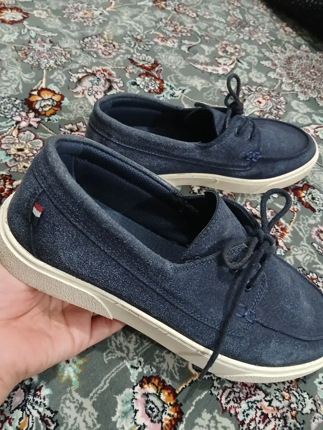 کفش|کیف، کفش، کمربند|سقز, |دیوار