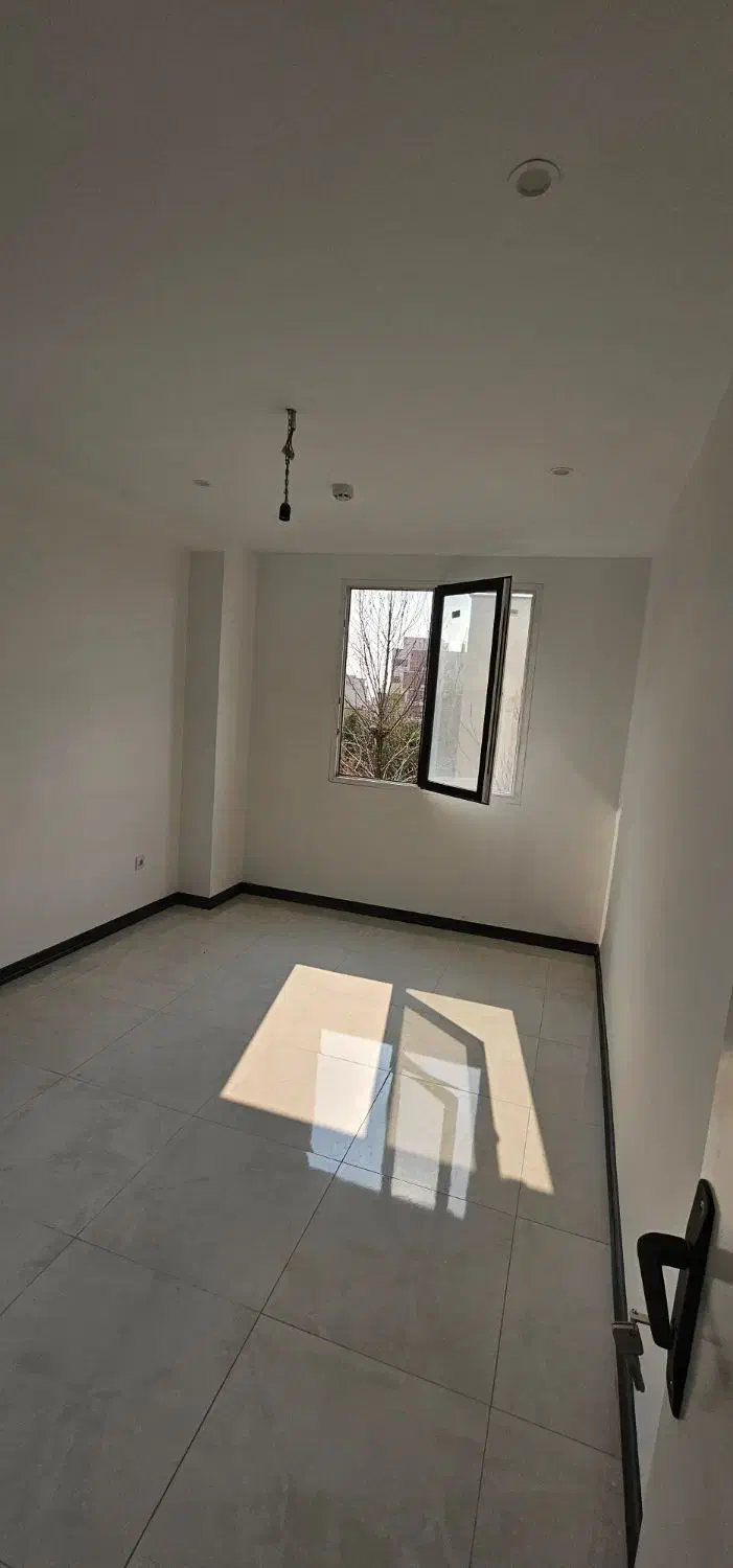 ۷۰ متر ۲ خواب خطی رو به آفتاب قابل سکونت چند سال|اجارهٔ آپارتمان|تهران, شمس‌آباد|دیوار