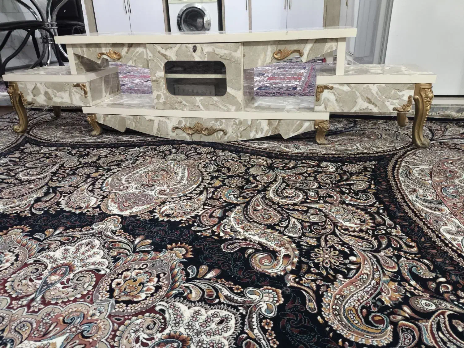 تی وی|جاکفشی، کمد، دراور|مشگین شهر, |دیوار