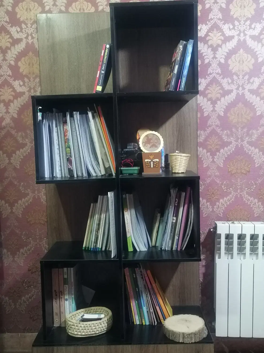 کتابخانه|کتابخانه، شلف، قفسه‌های دیواری|یزد, |دیوار