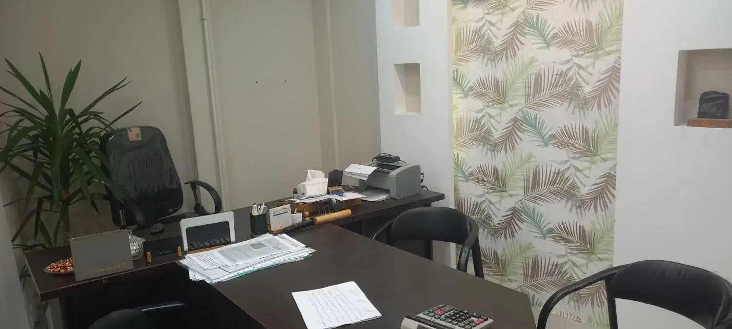 رهن اجاره واحدتجاری دفترکار آرایشگاه و.. شیشه گران|اجارهٔ دفتر کار، اتاق اداری، مطب|لاهیجان, شیشه گران|دیوار