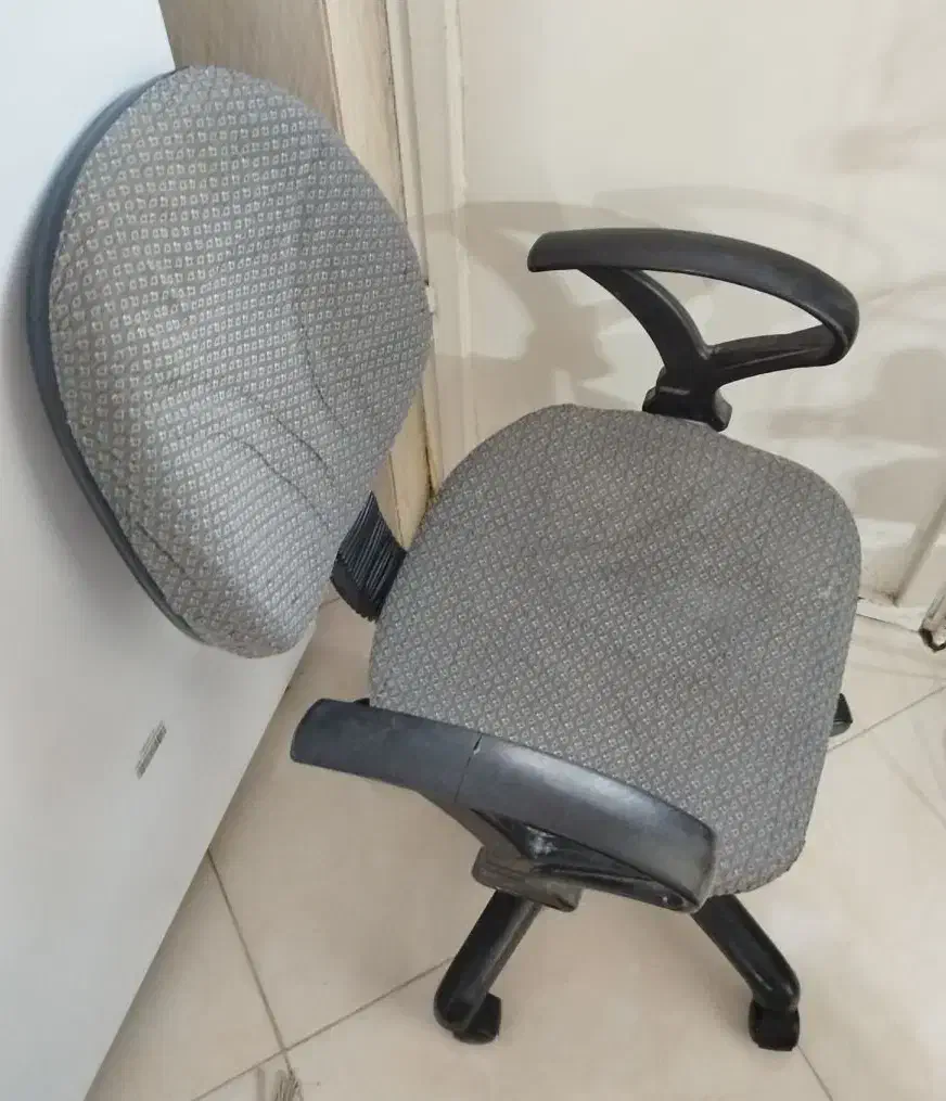 صندلی چرخدار مناسب|صندلی و نیمکت|بیرجند, |دیوار