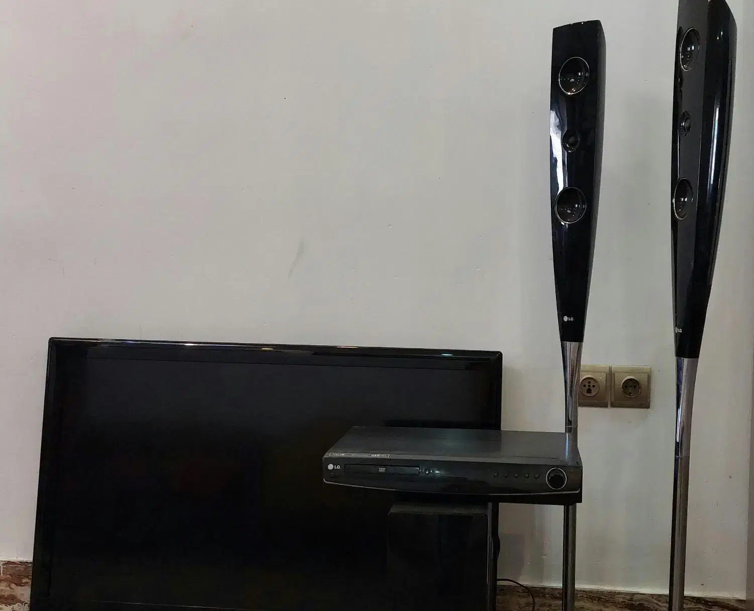 تلویزیون ال جی ۴۲ اینچ مدل ۶۶۰|تلویزیون و پروژکتور|فومن, |دیوار