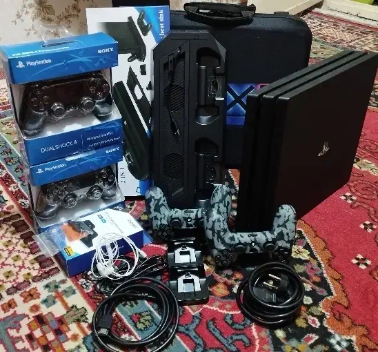 PS4 pro 1t|کنسول، بازی ویدئویی و آنلاین|سمنان, |دیوار