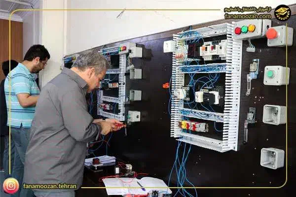 دوره تابلو برق صنعتی و آموزش پی ال سی PLC صنعتی|خدمات آموزشی|تهران, فلسطین (میدان انقلاب)|دیوار