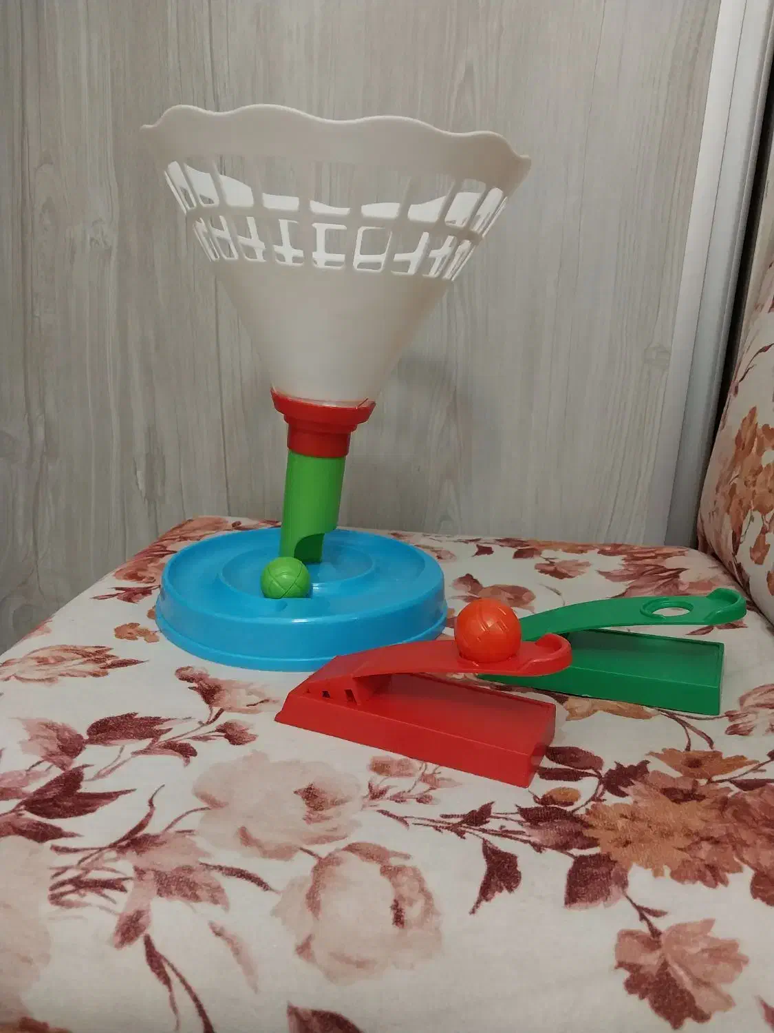 فوتبال دستی ،انگشتی ، گلف ،لگو|اسباب‌‌بازی|پرند, فاز ۵|دیوار