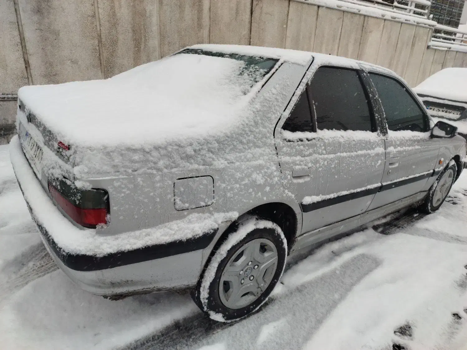 پژو پارس مدل 85 شاسی ها پلمپ|خودرو سواری و وانت|بناب, |دیوار