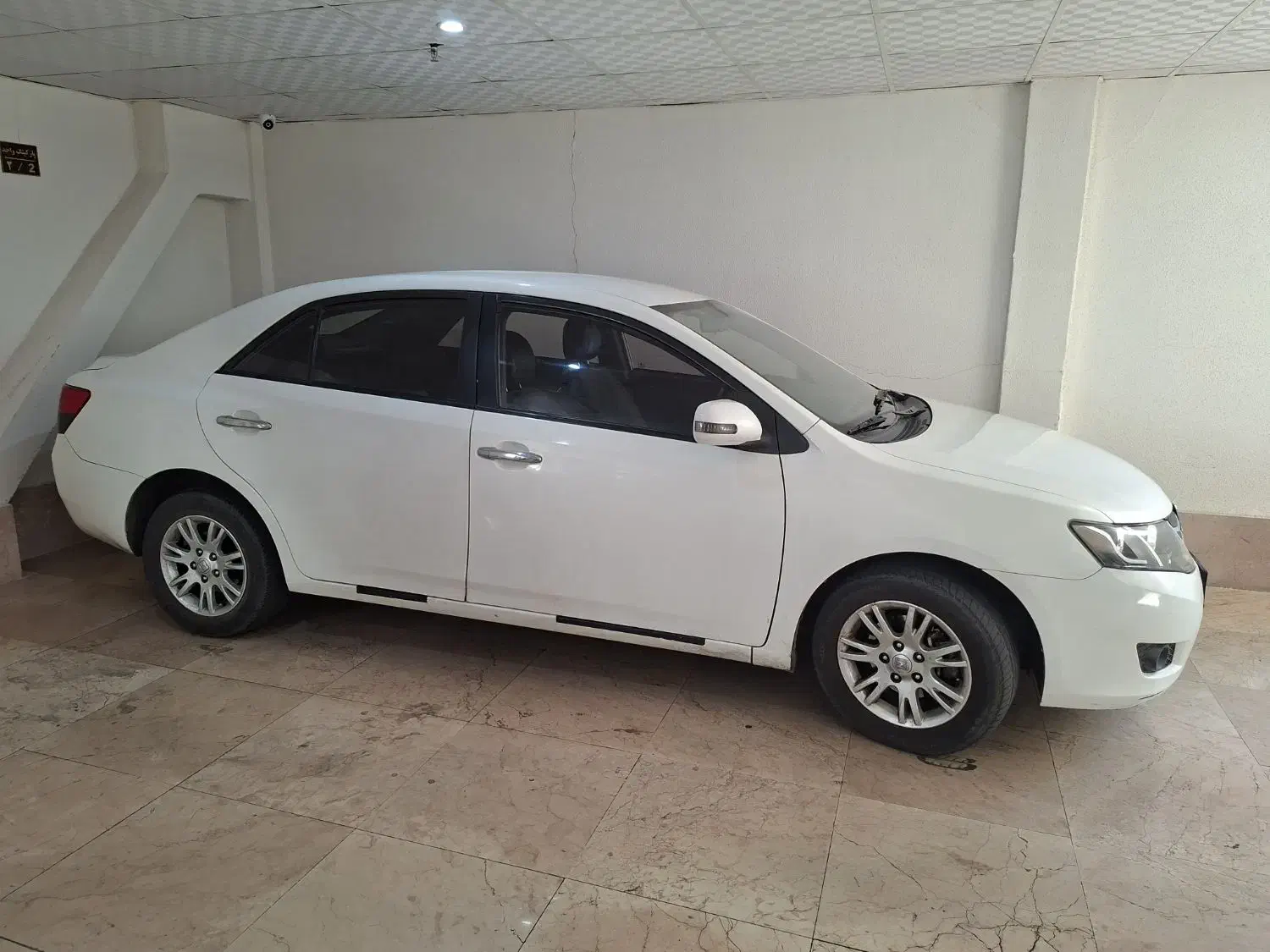 آریو دنده‌ اتومات|خودرو سواری و وانت|تهران, گلستان (شهرک راه آهن)|دیوار