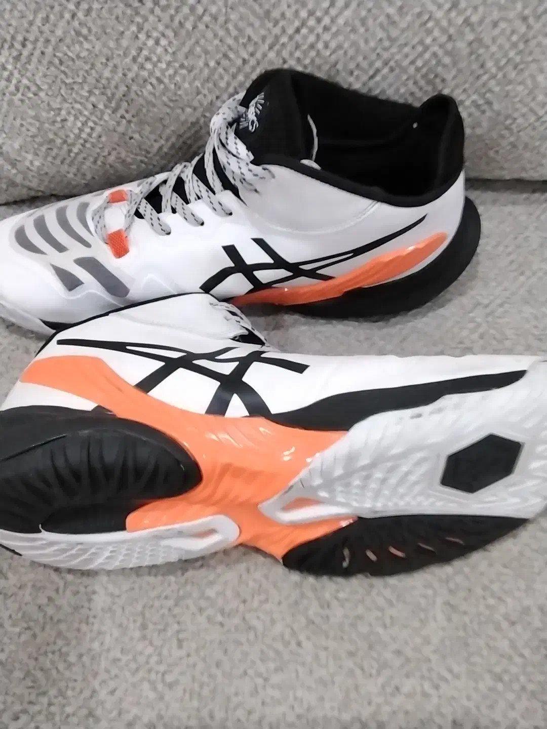 کتونی سالنی اسیکس متارایز|کیف، کفش، کمربند|سمنان, |دیوار