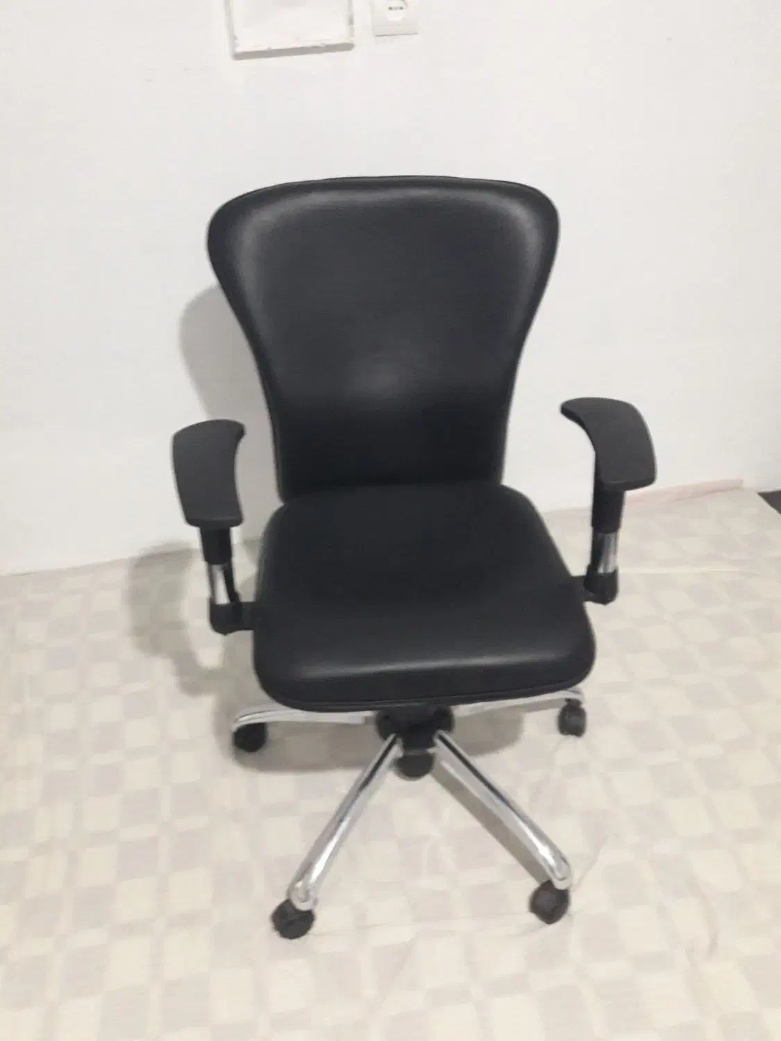 صندلی چرخشی|صندلی و نیمکت|بندرعباس, |دیوار