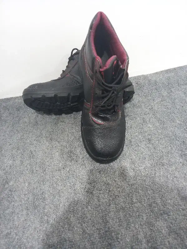 کفش کار|کیف، کفش، کمربند|آزادشهر, |دیوار