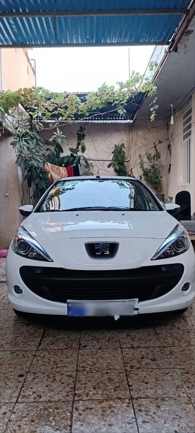 207تی یو تری|خودرو سواری و وانت|خرم‌آباد, |دیوار