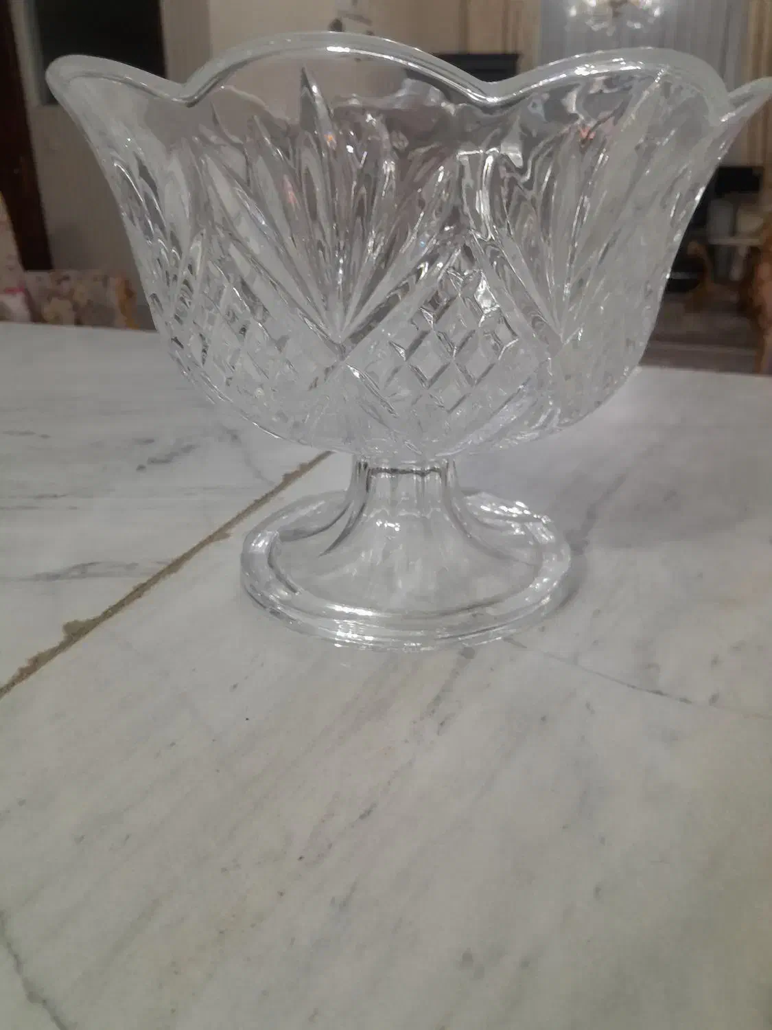 ظرف پذیرایی|ظروف سرو و پذیرایی|دماوند, گیلاوند|دیوار