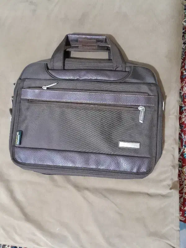 کیف ضد آب|کیف، کفش، کمربند|رشت, دیانتی|دیوار