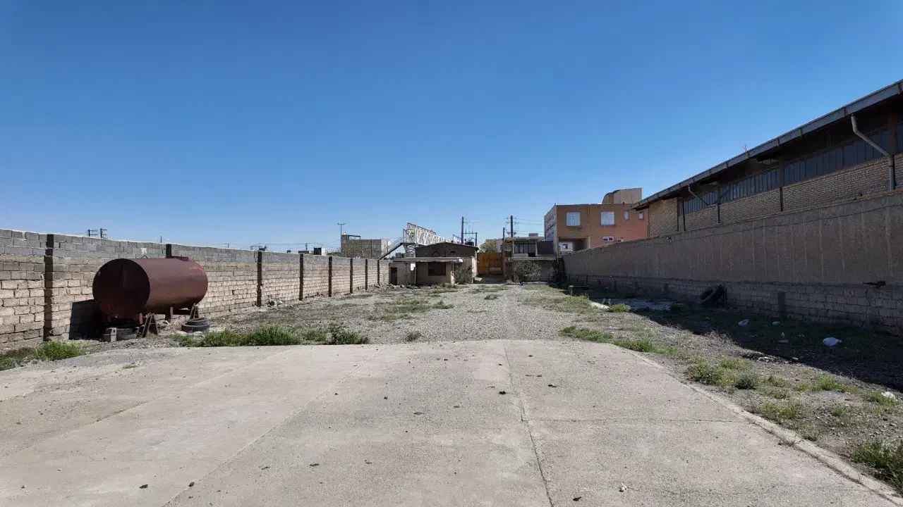 آدران رباط کریم بر اصلی جاده ساوه مغازه زمین سوله|فروش دفتر صنعتی، کشاورزی، تجاری|رباط‌کریم, شهرک صنعتی زواره‌ای|دیوار