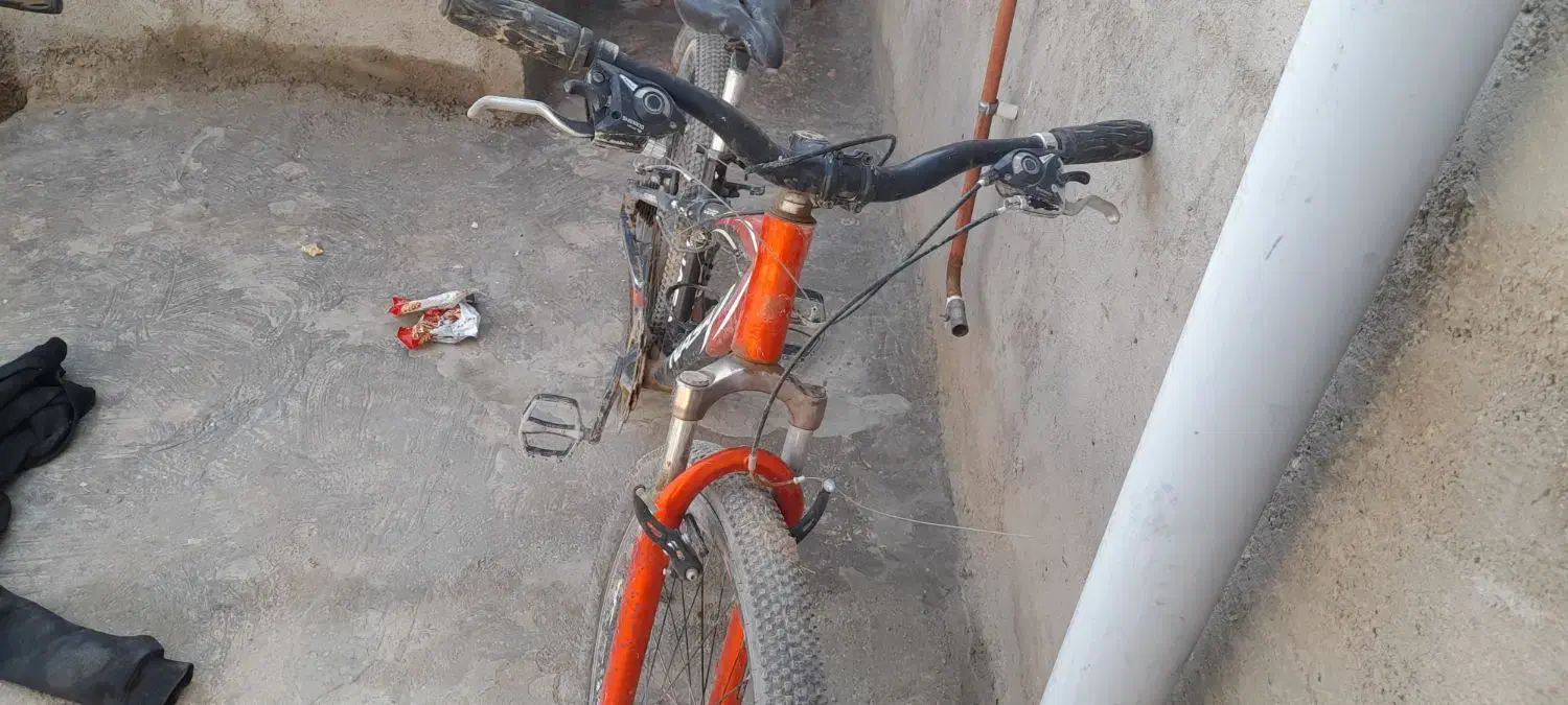 دوچرخه ۲۶ سند دار کلا ۳ماه سوار نشده دنده خراب شده|دوچرخه، اسکیت، اسکوتر|دشتابی, |دیوار