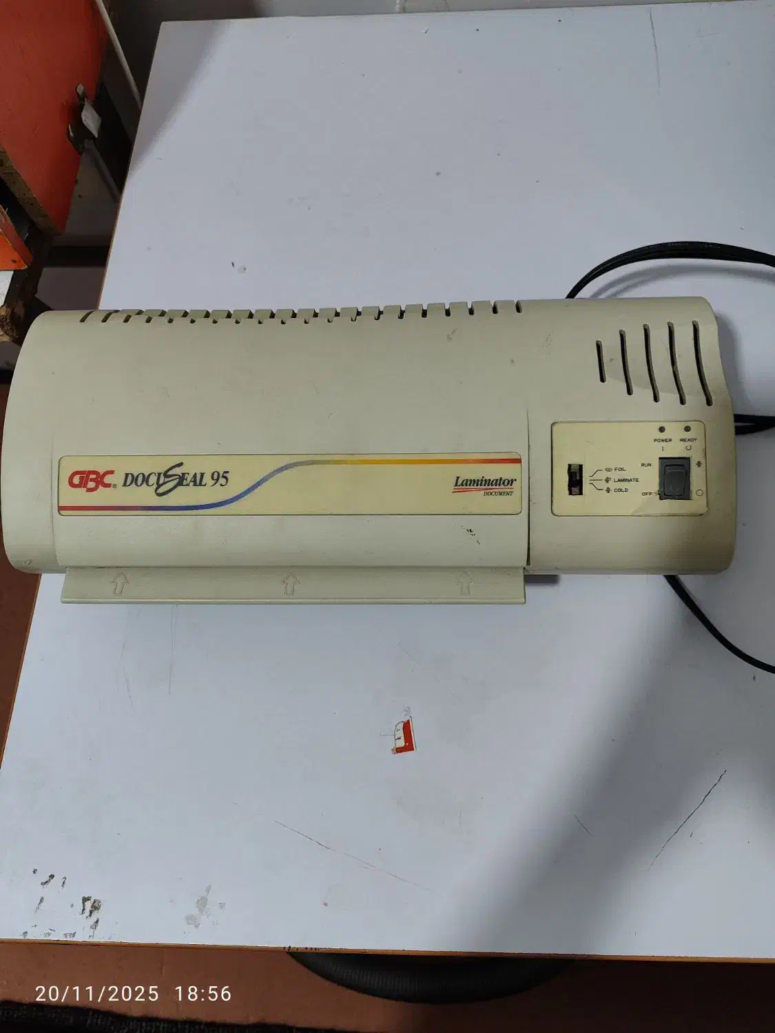 دستگاه پرس کارت و لمینیت|لوازم التحریر|خاش, |دیوار