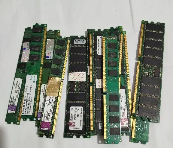 کارت حافظه کامپیوتر|قطعات و لوازم جانبی رایانه|رشت, عینک|دیوار