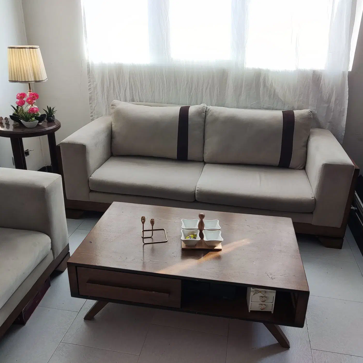 مبل نیم ست|مبلمان خانگی و میز عسلی|پردیس, فاز ۳|دیوار