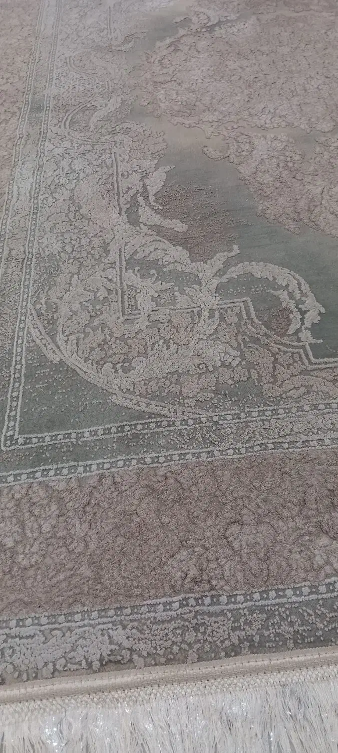یک عدد فرش ۴متری ابریشمی گل برجسته|فرش|رشت, حمیدیان|دیوار