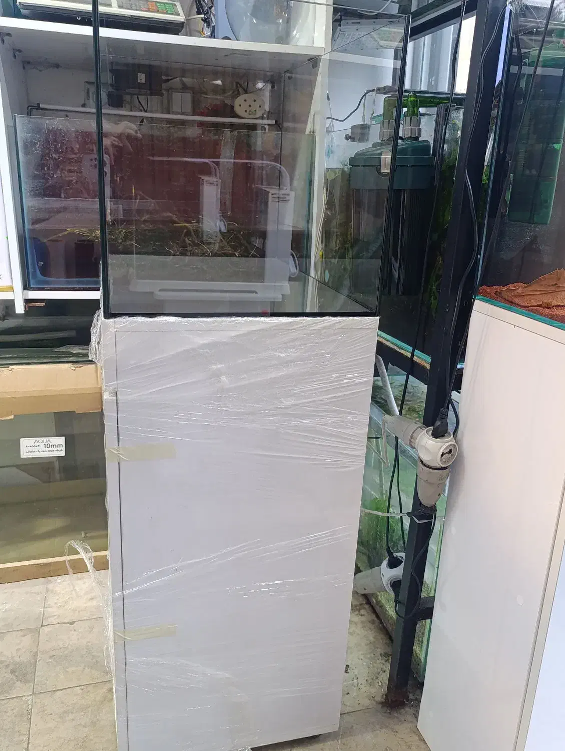 آکواریوم ریملس سایز ۶۰.۴۰.۴۰|ماهی|رشت, پل تالشان|دیوار