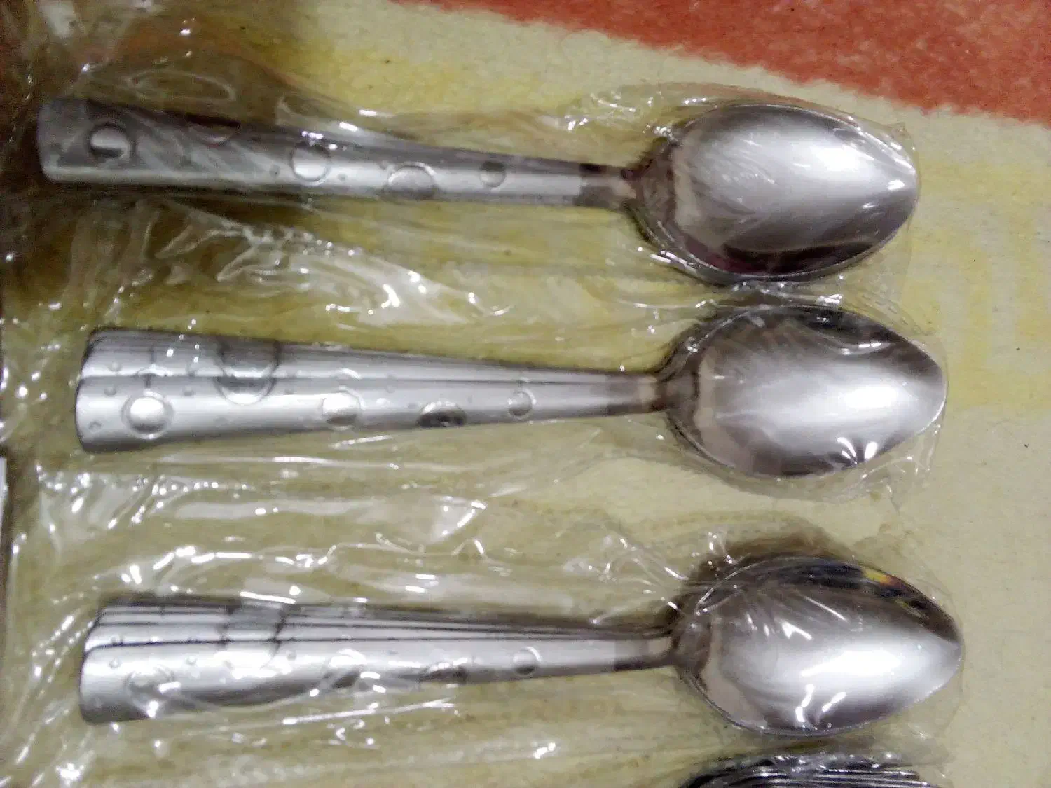 قاشق چنگال نو نو|ظروف سرو و پذیرایی|لیلان, |دیوار