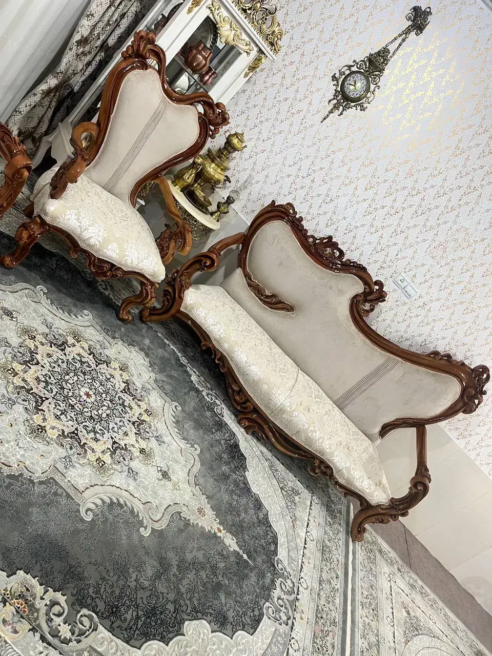 مبل سلطنتی کلاسیک چوب راش کاملا نو و آک|مبلمان خانگی و میز عسلی|سبزوار, چهارراه فرودگاه|دیوار