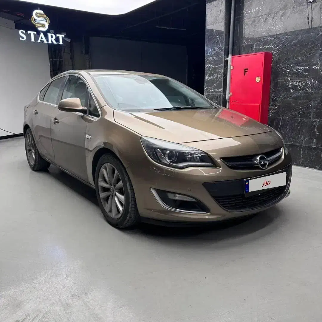 اپل استرا مدل ۲۰۱۴|خودرو سواری و وانت|تهران, حکمت|دیوار