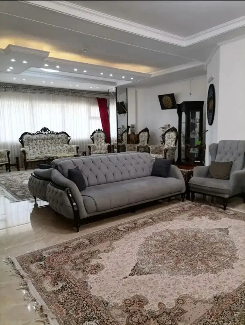 ۱۴۳ متری خوش نقشه *خوش قیمت * غرق نور|فروش آپارتمان|قم, بنیاد|دیوار
