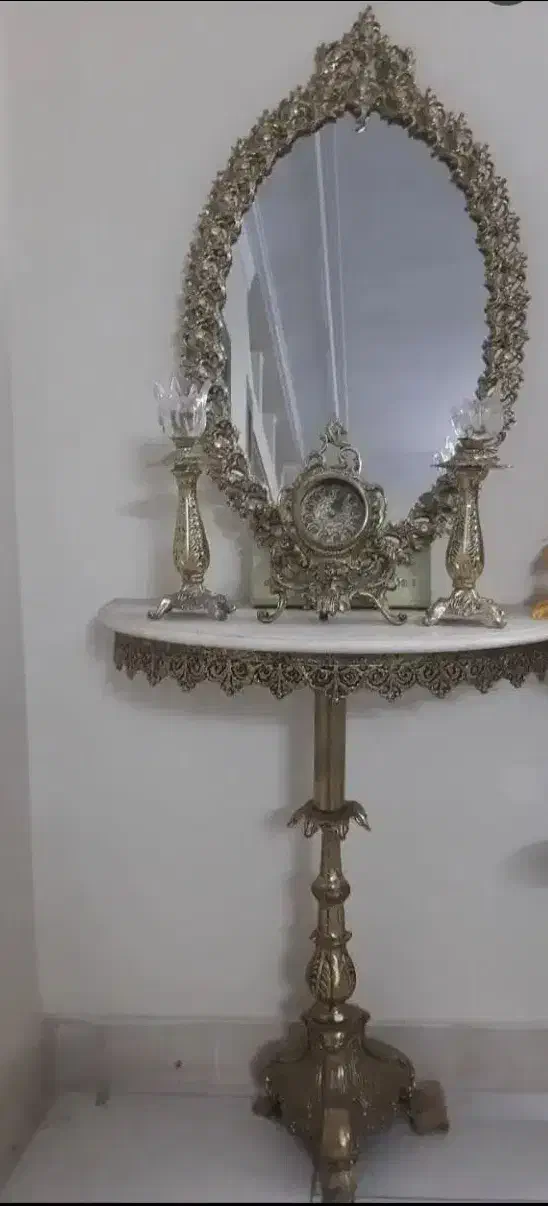 اینه شمعدان برنز همراه ساعت|بوفه، ویترین، کنسول|تهران, دولتخواه جنوبی|دیوار