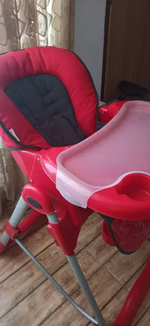 صندلی غذای کودک|تخت و صندلی بچه|محلات, |دیوار