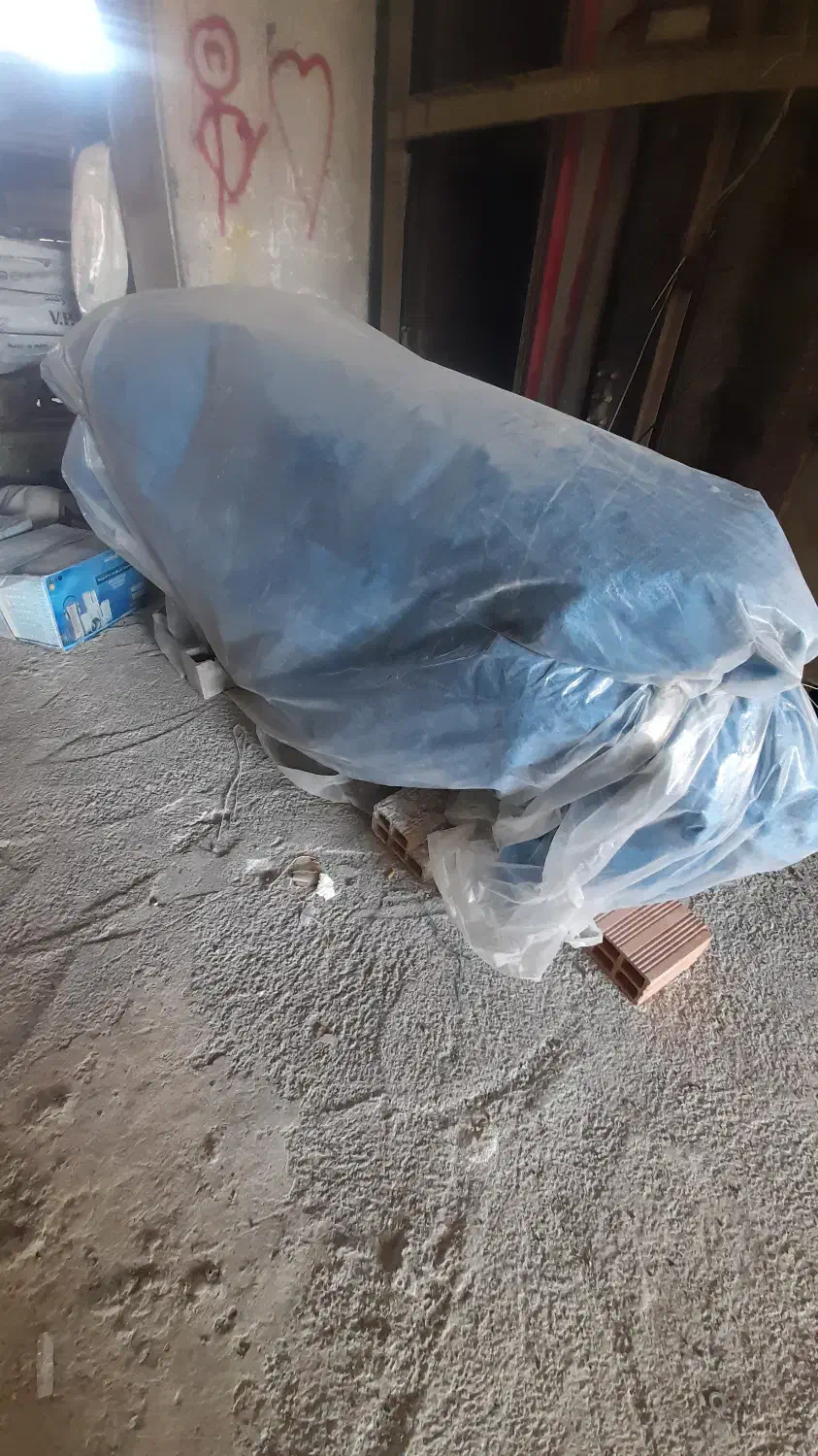 مگلی در حد ۴۰۲ ( معاوضه )|موتورسیکلت|سرخرود, |دیوار