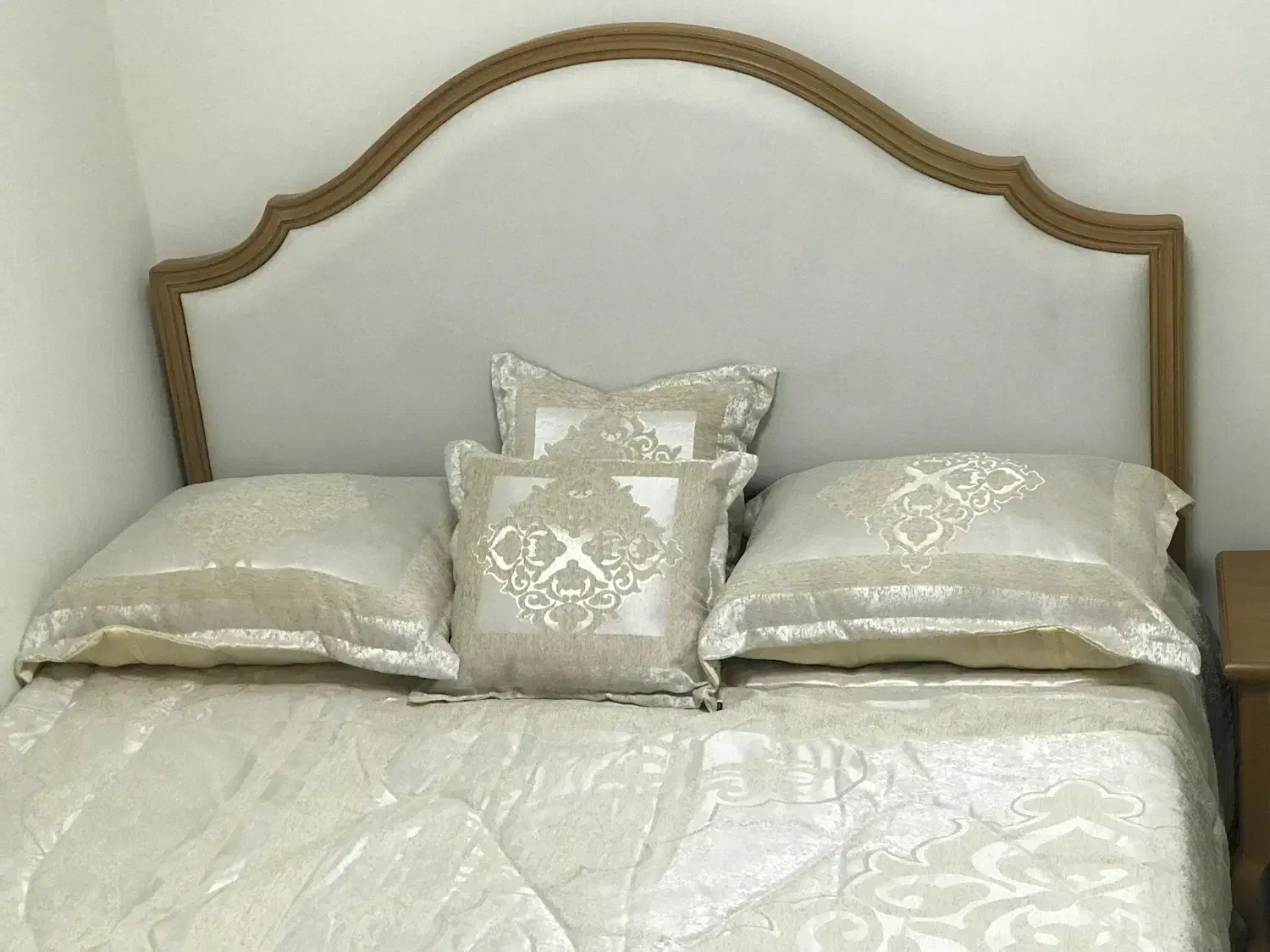 روتختی دونفره تُرک|سرویس روتختی|آستانه اشرفیه, |دیوار