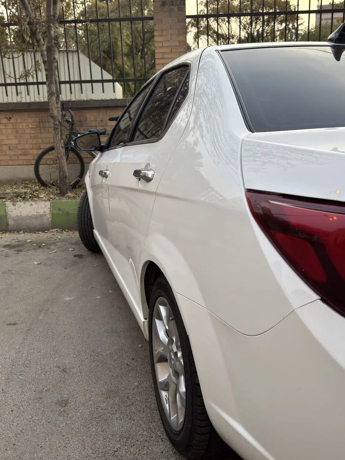 دنا توربو ۶ دنده اتوماتیک|خودرو سواری و وانت|کرج, حصارک پایین|دیوار