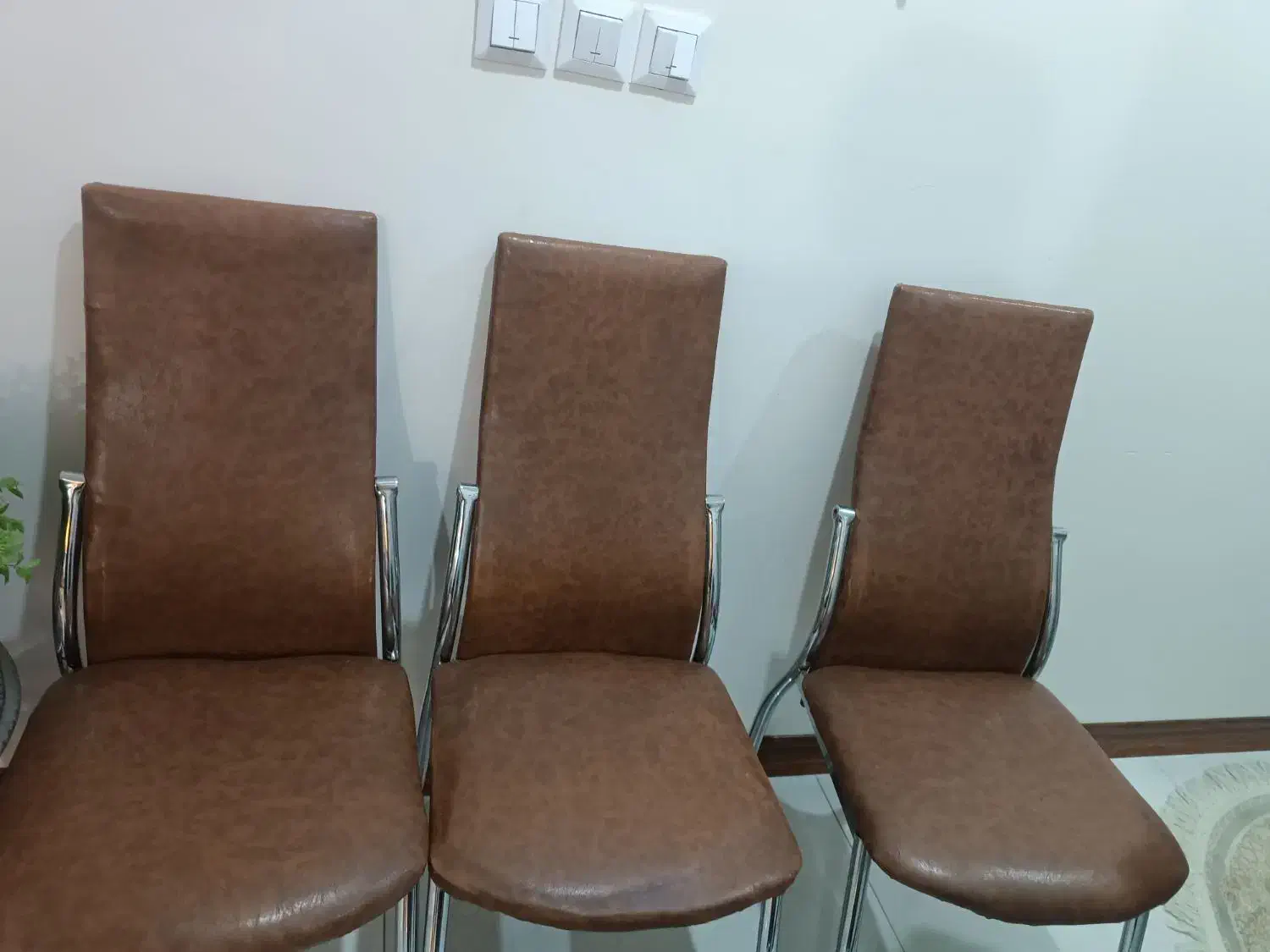 این سه تا صندلی کامل سالم با کمترین قیمت|حراج|اندیشه, اندیشه فاز ۱|دیوار