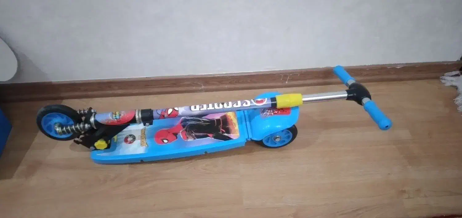 اسکوتر محکم ودر حد نو تازه وسالم|دوچرخه، اسکیت، اسکوتر|تبریز, |دیوار