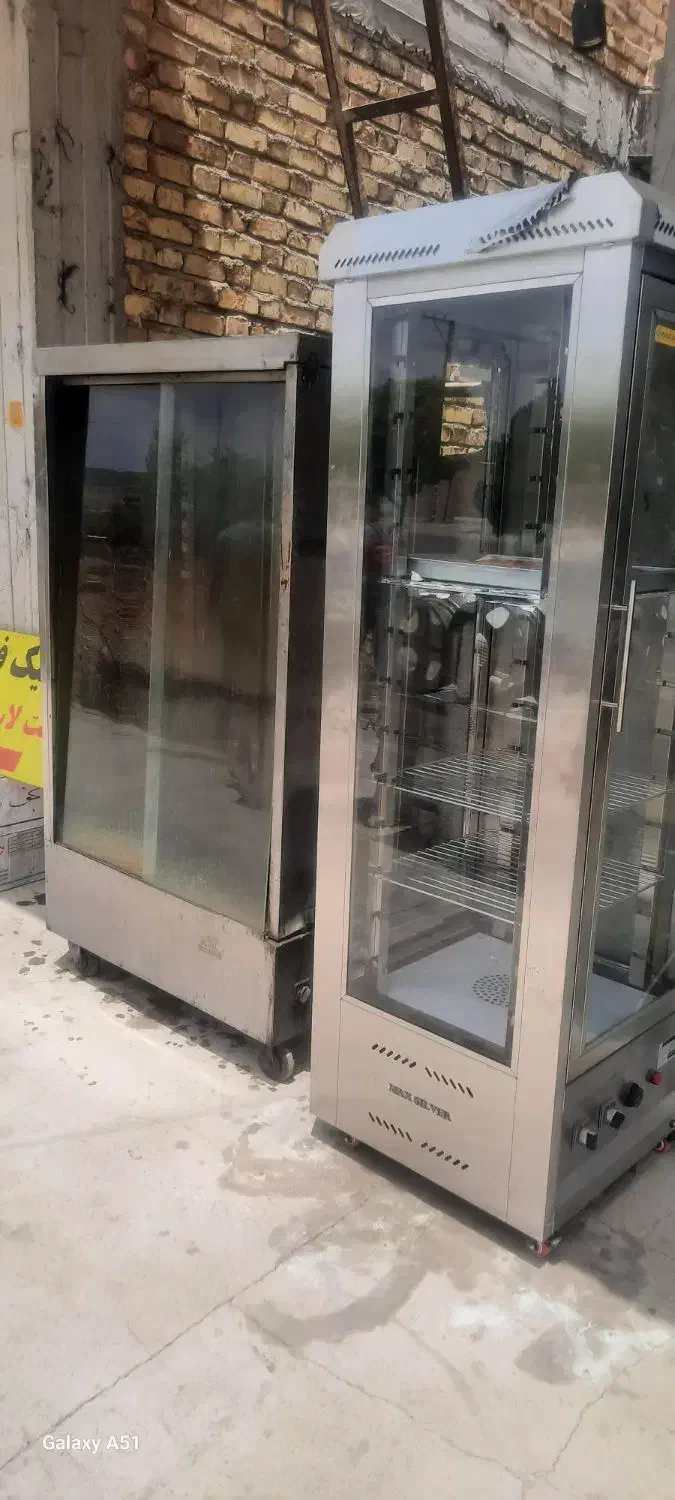 دستگاه بستنی.تاپینگ زیمان.گرمکن سمبوسه.خمیر گیر.|کافی‌شاپ و رستوران|کرمان, |دیوار