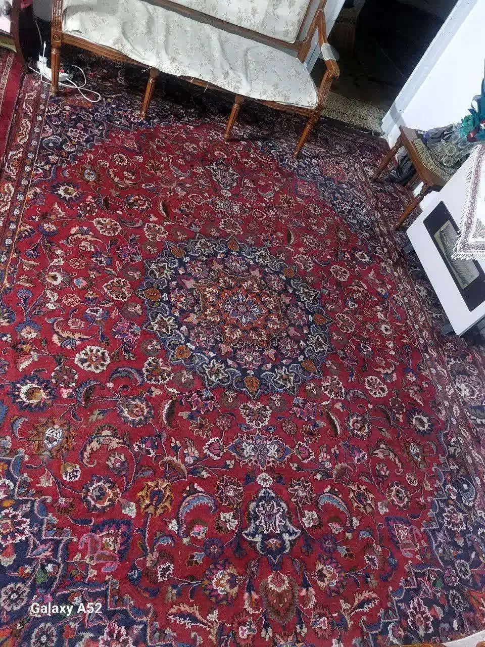 قالی دستی|فرش|مشهد, نوفل لوشاتو|دیوار