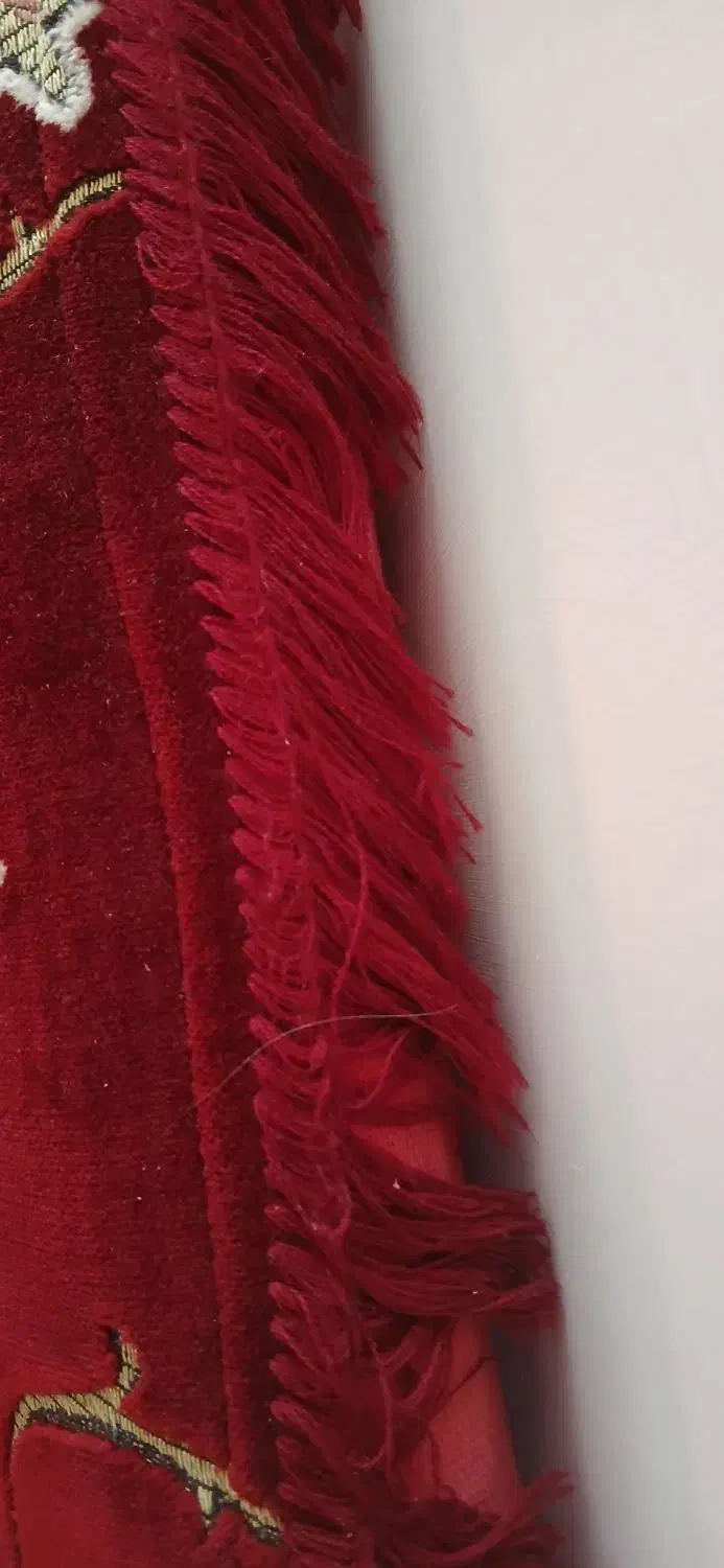 ۶عددپشتی بزرگ سالم چهارطرف ریشه داره|پشتی|کردکوی, |دیوار