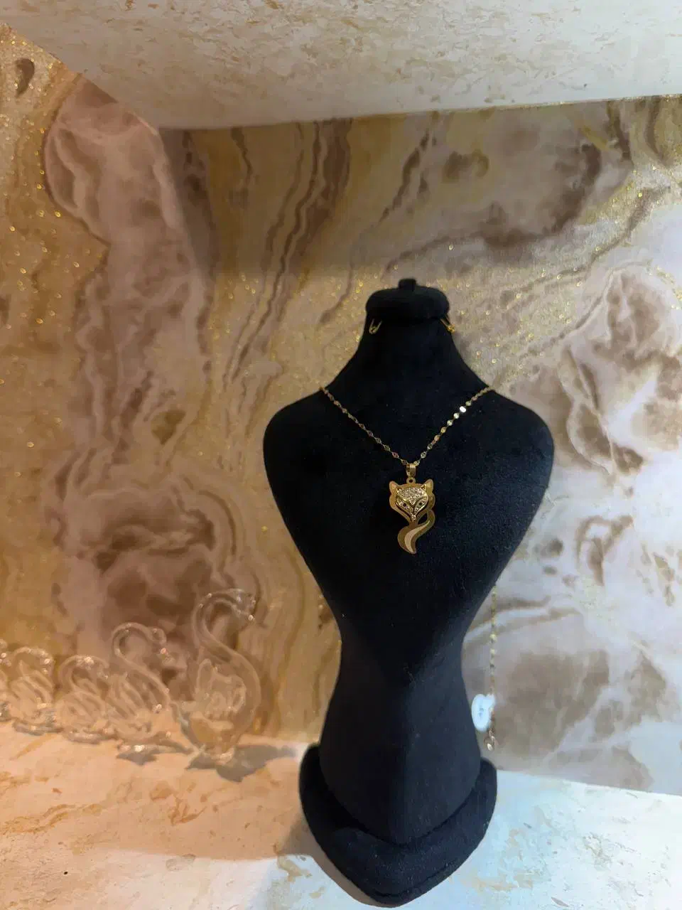 گردنبند مینمال طلا|جواهرات|خمینی‌شهر, |دیوار