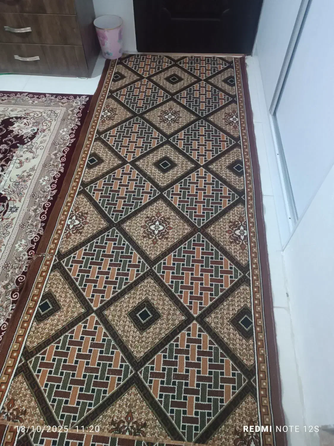 گلیم فرش|گلیم، جاجیم، گبه|گلستان (تهران), |دیوار