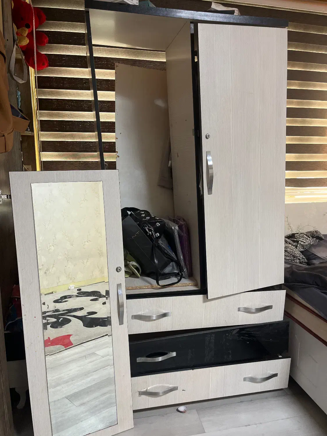 کمد درایور|جاکفشی، کمد، دراور|بندرعباس, |دیوار