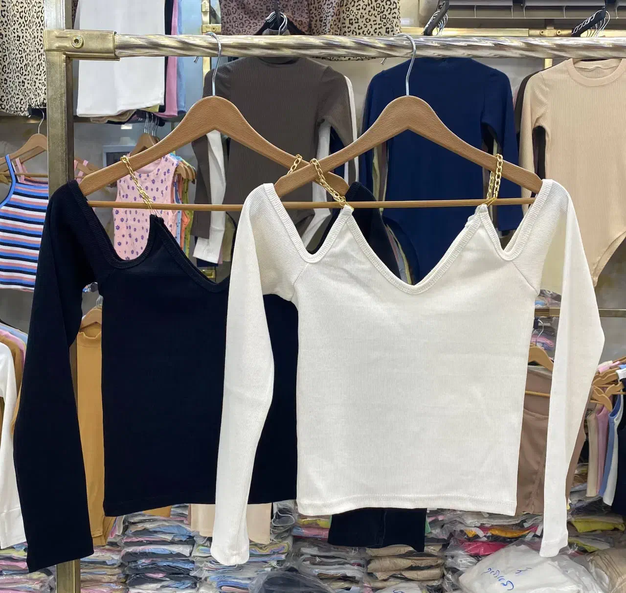 تاپ کراپ بادی آستین بلند و یقه اسکی|لباس|فردیس, فردیس|دیوار