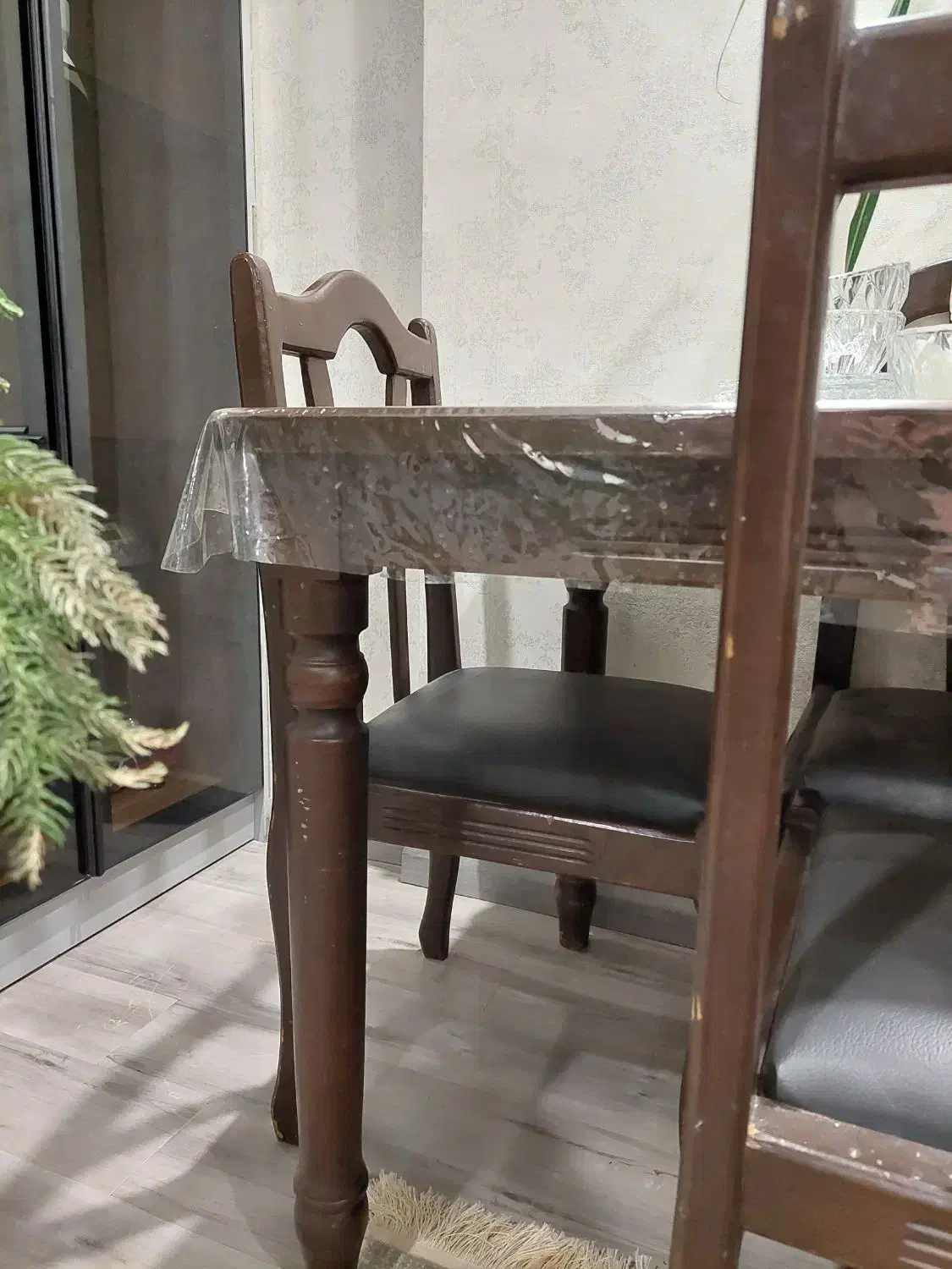 میز ناهارخوری چوبی ۶ نفره|میز و صندلی غذاخوری|مشهد, راهنمایی|دیوار