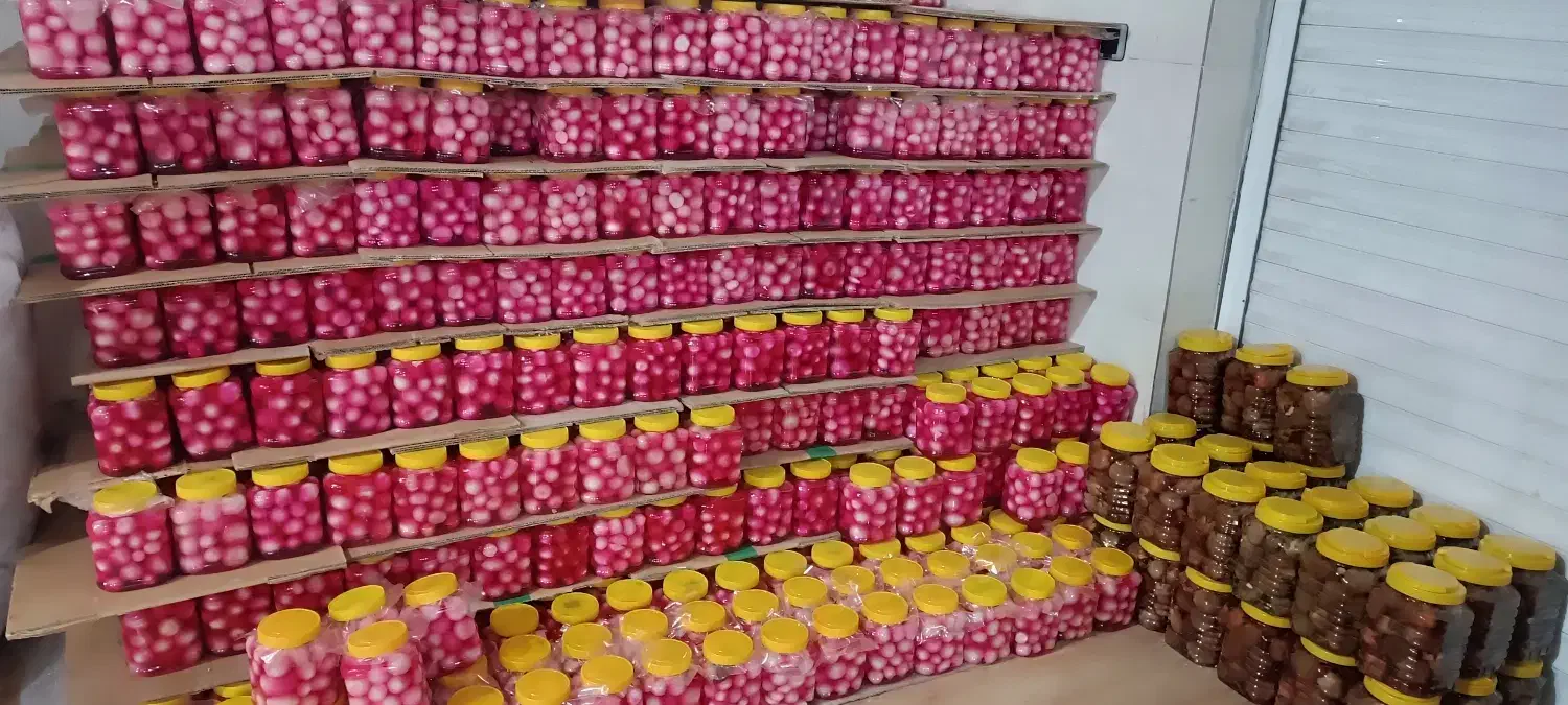 ترشی فلفل|خوردنی و آشامیدنی|مرودشت, تخت جمشید|دیوار