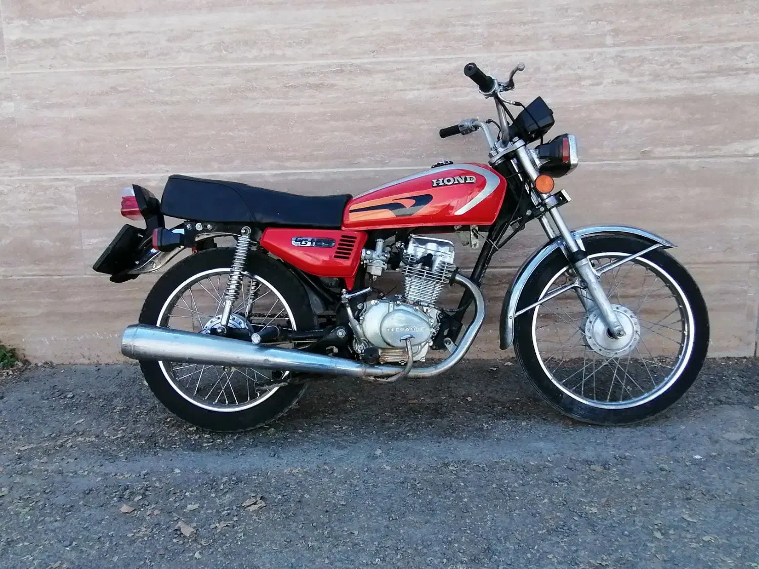 موتور هوندا تمیز مدل 88 پلاک قدیم، مدارک تکمیل|موتورسیکلت|آباده, |دیوار