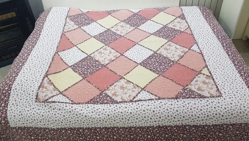 رو تختی دو نفره به همراه رو بالشی ست|سرویس روتختی|بندر انزلی, کارآموزی|دیوار