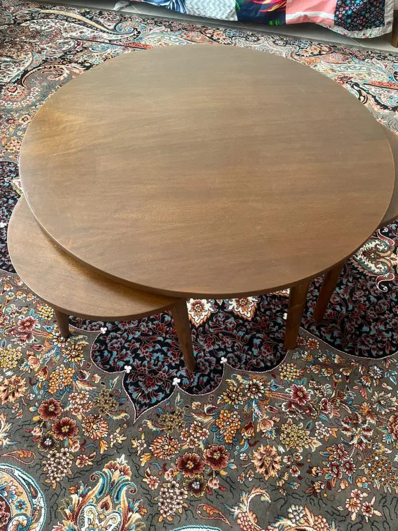 میز گرد وسط به همراه سه عدد میز عسلی|مبلمان خانگی و میز عسلی|شاهین‌شهر, حافظ جنوبی|دیوار
