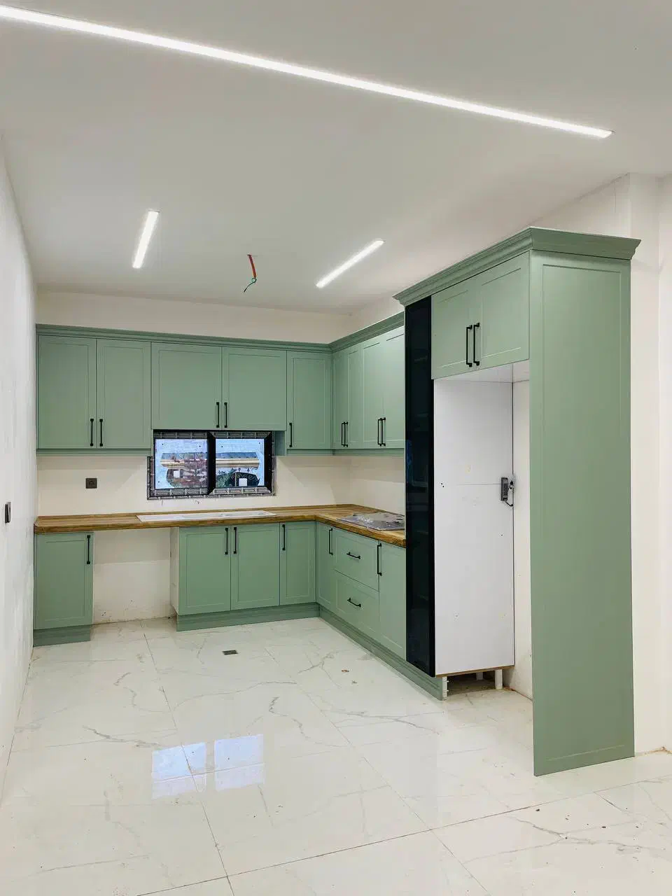 نصاب کابینت و کمد|خدمات پیشه و مهارت|رشت, سلیمانداراب|دیوار